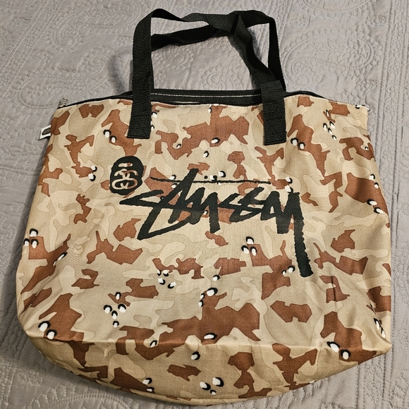 BAPE x STUSSY Tote Bag Desert Camo Nylon Zip backpack - Picture 2 of 7